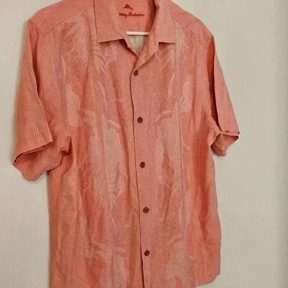 Tommy Bahamas 💯 Silk Button Down Shirt Size large EUC - Picture 2 of 9